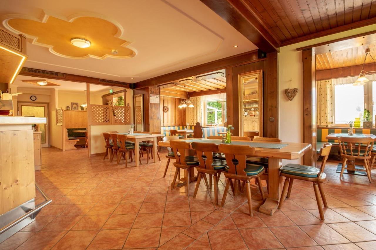 Bed and Breakfast s'Wirtshaus Familie Aigner Grobming Exterior foto