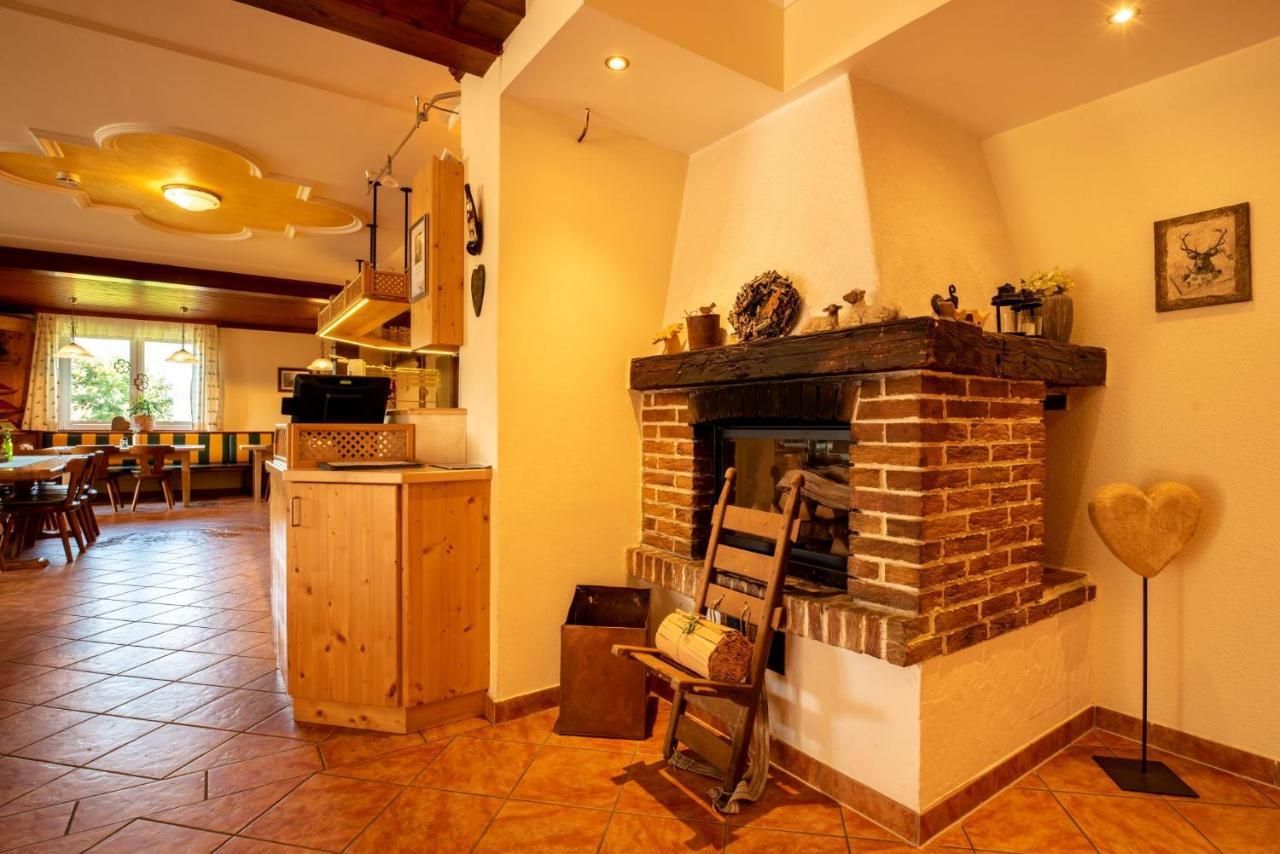 Bed and Breakfast s'Wirtshaus Familie Aigner Grobming Exterior foto